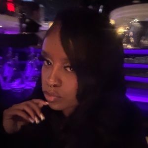 Meet your Posher, Tamela